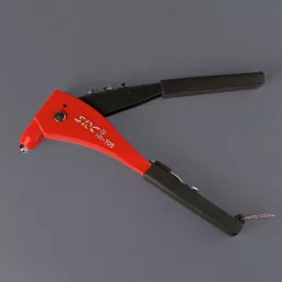 HR-705 Popszegecs húzó